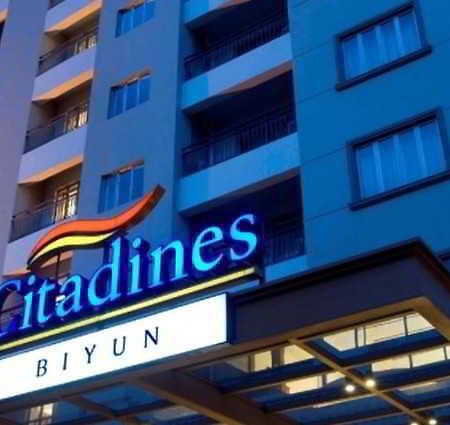 Citadines Biyun Shanghai Bagian luar foto