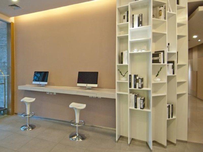 Citadines Biyun Shanghai Bagian luar foto